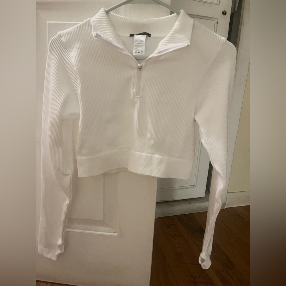 White Long Sleeve From Ross, Size Medium, Brand New with the Tag, Brand is OTOS
